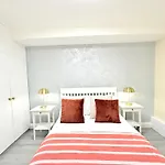 Amazing London View Apartment London